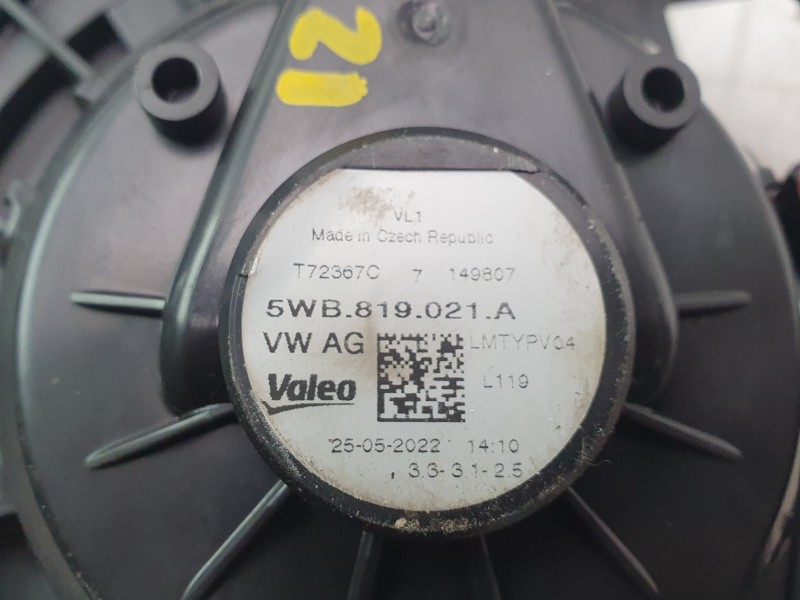 Recambio de ventilador calefaccion para audi a3 limousine (8ys, 8ym) 30 tdi referencia OEM IAM 5WB819021A  