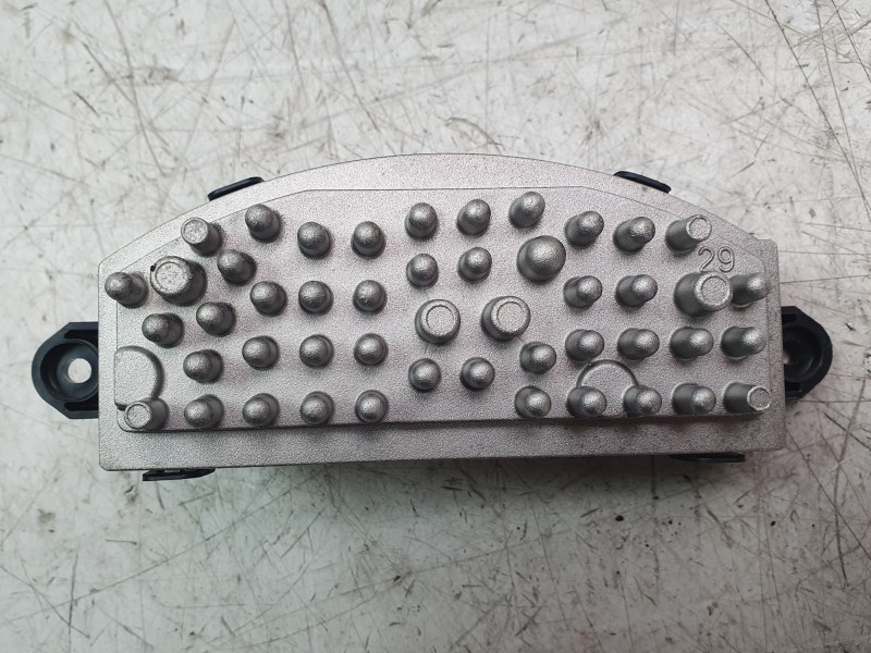 Recambio de resistencia calefaccion para audi a3 limousine (8ys, 8ym) 30 tdi referencia OEM IAM 5WA907521  