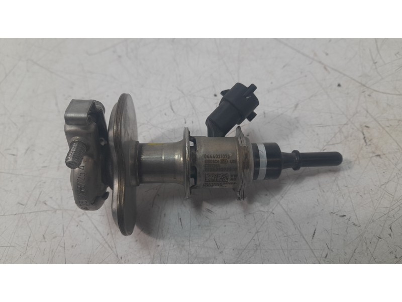 Recambio de inyector para audi a3 limousine (8ys, 8ym) 30 tdi referencia OEM IAM 0444021072  