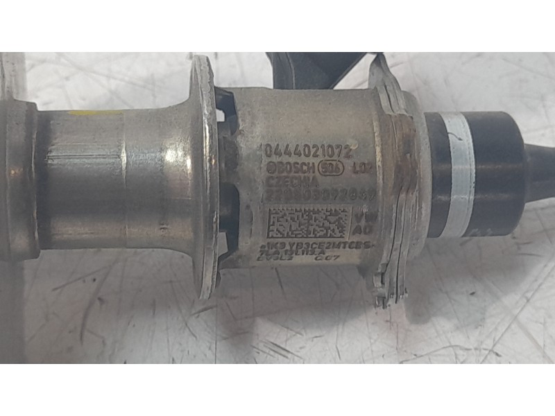 Recambio de inyector para audi a3 limousine (8ys, 8ym) 30 tdi referencia OEM IAM 0444021072  