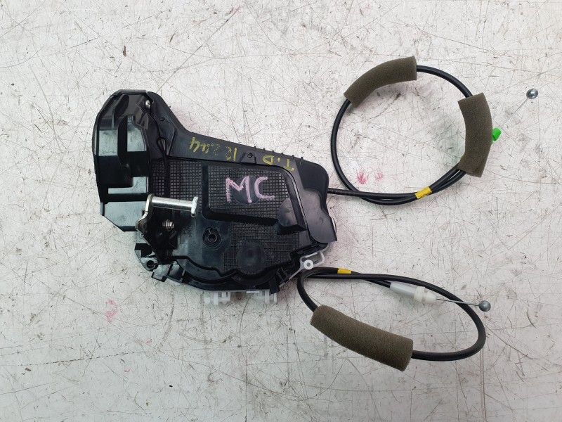 Recambio de cerradura puerta trasera derecha para toyota yaris (_p21_, _pa1_, _ph1_) 1.5 (mxpa11) referencia OEM IAM 69050k0040 