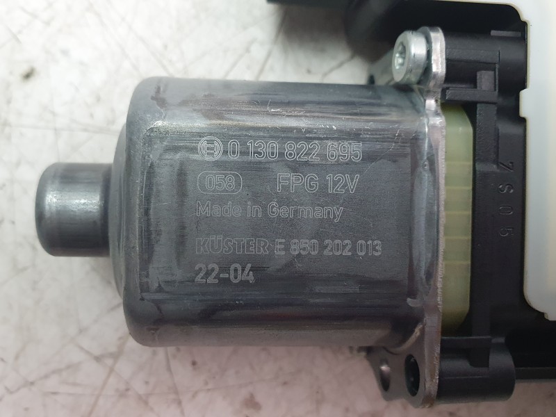 Recambio de elevalunas trasero izquierdo para audi a3 limousine (8ys, 8ym) 30 tdi referencia OEM IAM 8Y0839461  