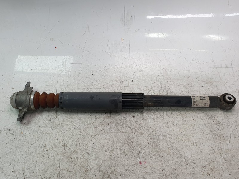Recambio de amortiguador trasero derecho para audi a3 limousine (8ys, 8ym) 30 tdi referencia OEM IAM 5Q0512013DF  