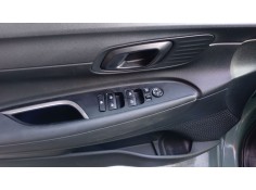 MANDO ELEVALUNAS DELANTERO IZQUIERDO 93571Q00104X 