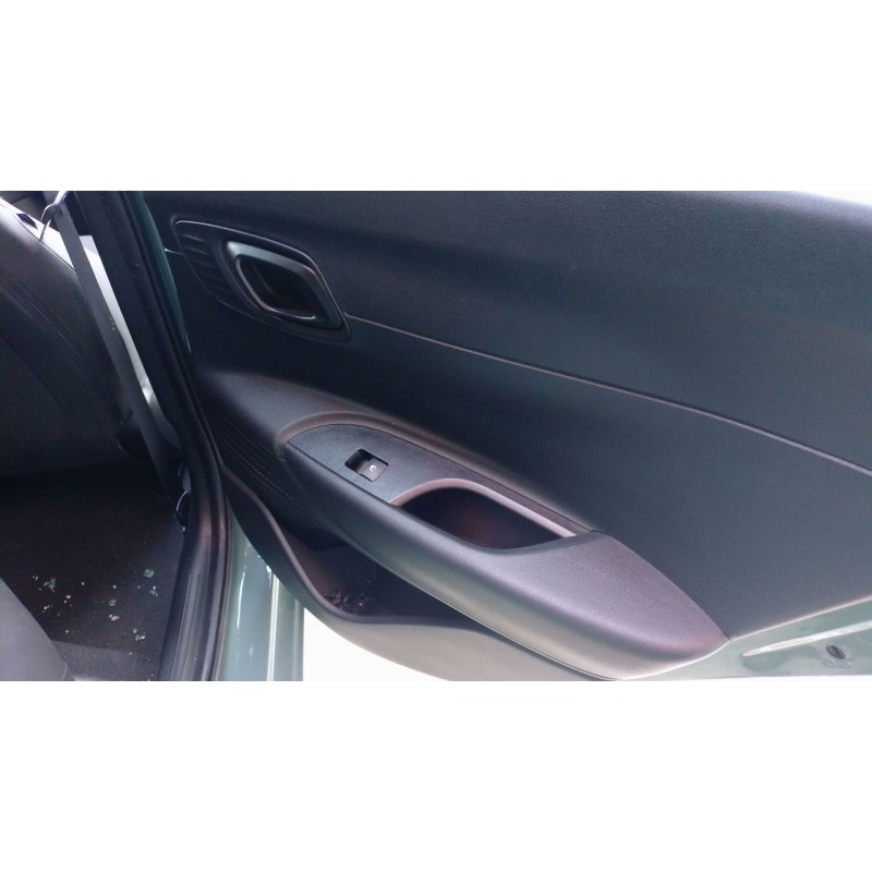 Recambio de mando elevalunas trasero derecho para hyundai i20 iii (bc3, bi3) 1.0 t-gdi referencia OEM IAM   