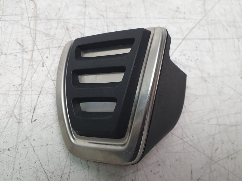 Recambio de moldura para audi a3 sportback (8vf) 30 tdi s line referencia OEM IAM 5Q0721131A  