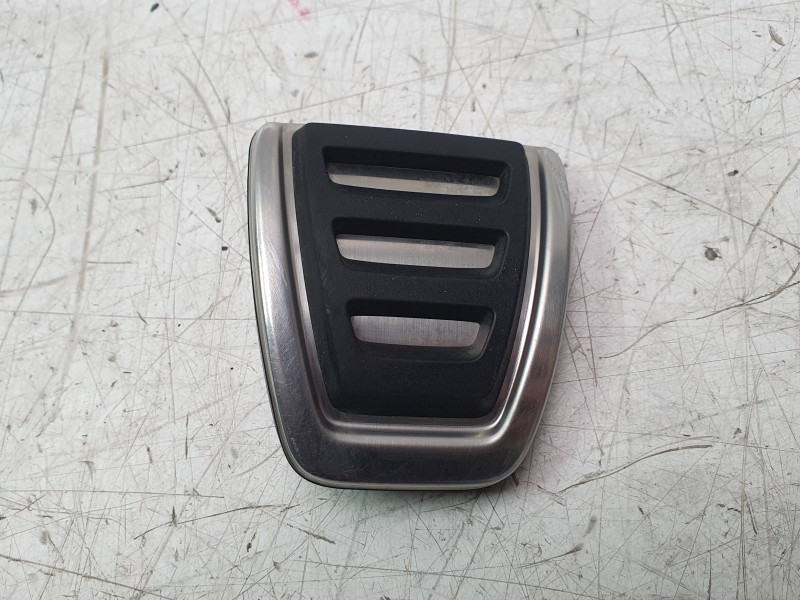 Recambio de moldura para audi a3 sportback (8vf) 30 tdi s line referencia OEM IAM 5Q0721601A  