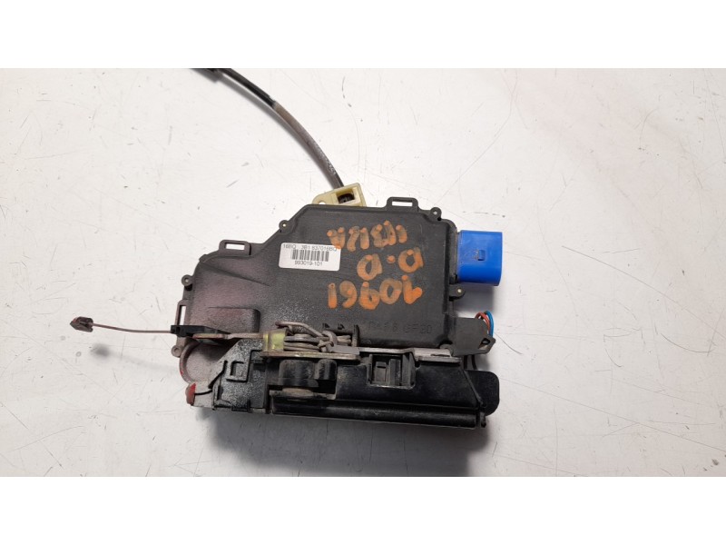 Recambio de cerradura puerta delantera derecha para seat ibiza (6l1) 1.9 sdi referencia OEM IAM 3B1837016BQ CRDVW1022 EZCVW006