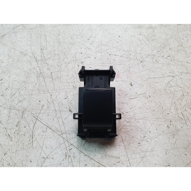 Recambio de mando elevalunas trasero derecho para toyota yaris (_p21_, _pa1_, _ph1_) 1.5 (mxpa11) referencia OEM IAM 8481002260 