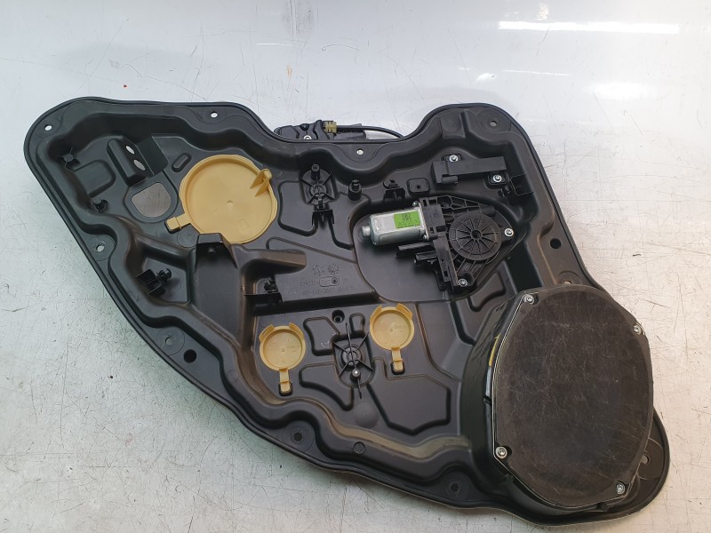 Recambio de elevalunas trasero izquierdo para jeep cherokee limited 4wd referencia OEM IAM 68227459AB  