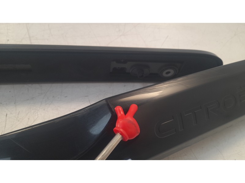 Recambio de barras techo para citroën nuevo citroen c3 turbo 100 s&s 6v max nuevo citroen c3 turbo 100 s&s 6v max referencia OEM