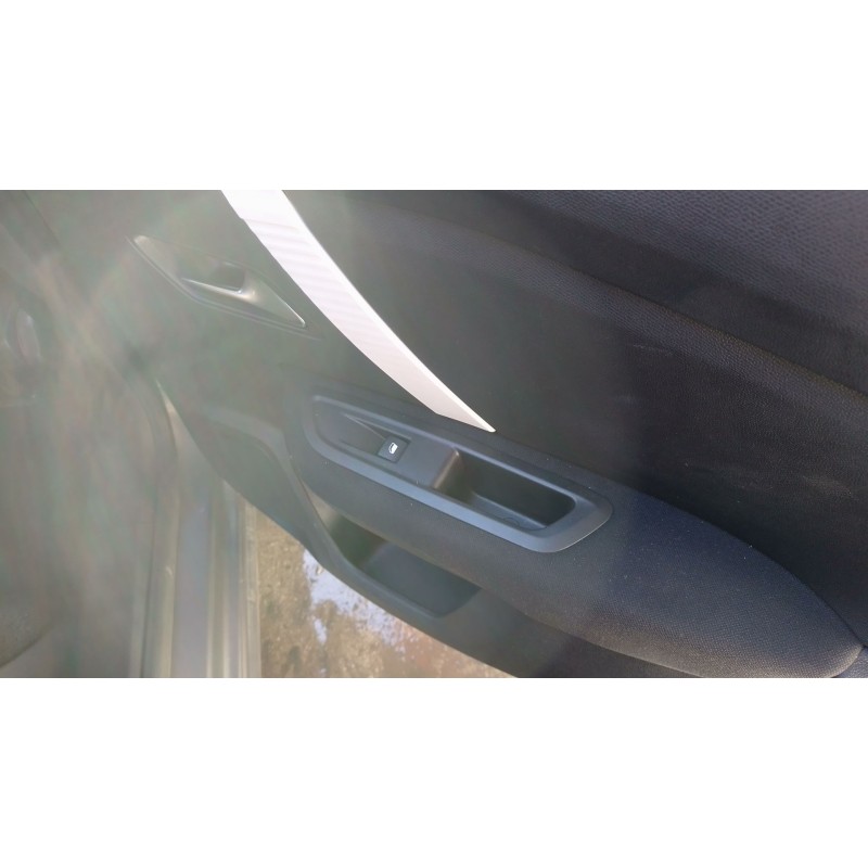 Recambio de mando elevalunas trasero derecho para citroën c4 iii (ba_, bb_, bc_) 1.2 puretech 130 (bahnsa, bahnsb) referencia OE