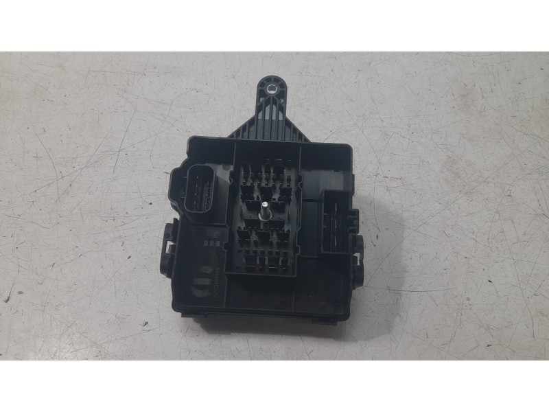 Recambio de caja reles / fusibles para citroën nuevo citroen c3 turbo 100 s&s 6v max nuevo citroen c3 turbo 100 s&s 6v max refer