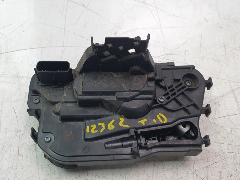 Recambio de cerradura puerta trasera derecha para ford kuga iii (dfk) 2.5 duratec plug-in-hybrid referencia OEM IAM LJ6AA26412AF