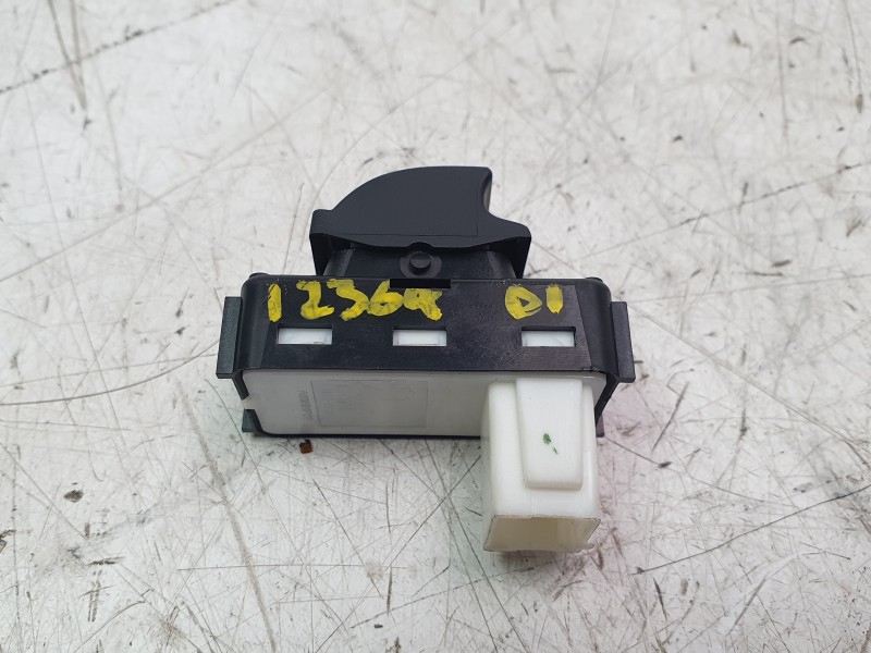 Recambio de mando elevalunas delantero derecho para citroën nuevo citroen c3 turbo 100 s&s 6v max nuevo citroen c3 turbo 100 s&s