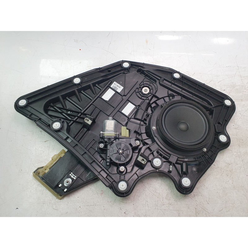Recambio de elevalunas trasero derecho para ford kuga iii (dfk) 2.5 duratec plug-in-hybrid referencia OEM IAM LV4BS27000  