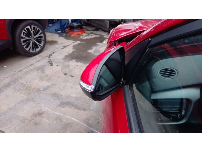 Recambio de retrovisor izquierdo para kia rio iv (yb, sc, fb) 1.25 referencia OEM IAM   
