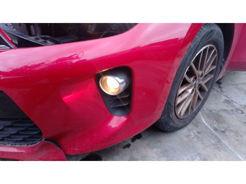 Recambio de faro antiniebla izquierdo para kia rio iv (yb, sc, fb) 1.25 referencia OEM IAM   