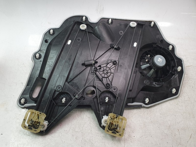 Recambio de elevalunas delantero izquierdo para ford kuga iii (dfk) 2.5 duratec plug-in-hybrid referencia OEM IAM LJ6BR23209AE  