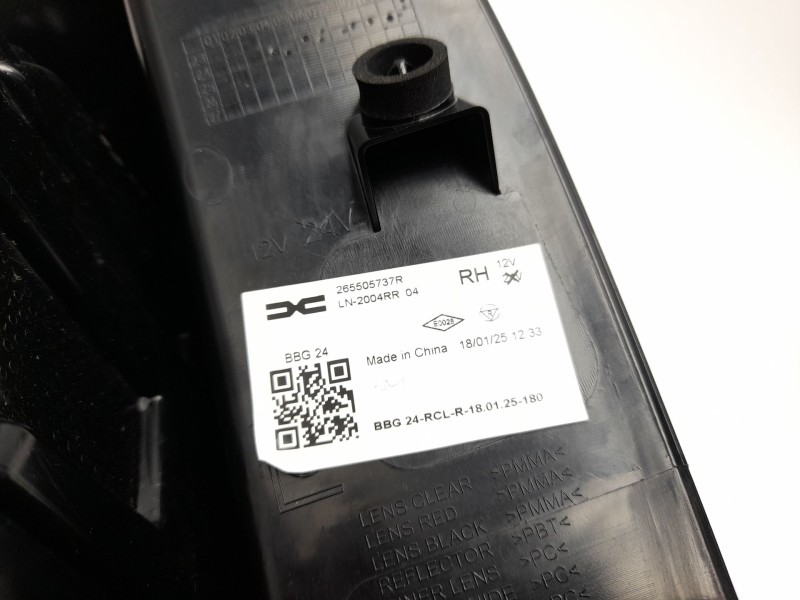 Recambio de piloto trasero derecho para dacia spring referencia OEM IAM 265505737R  