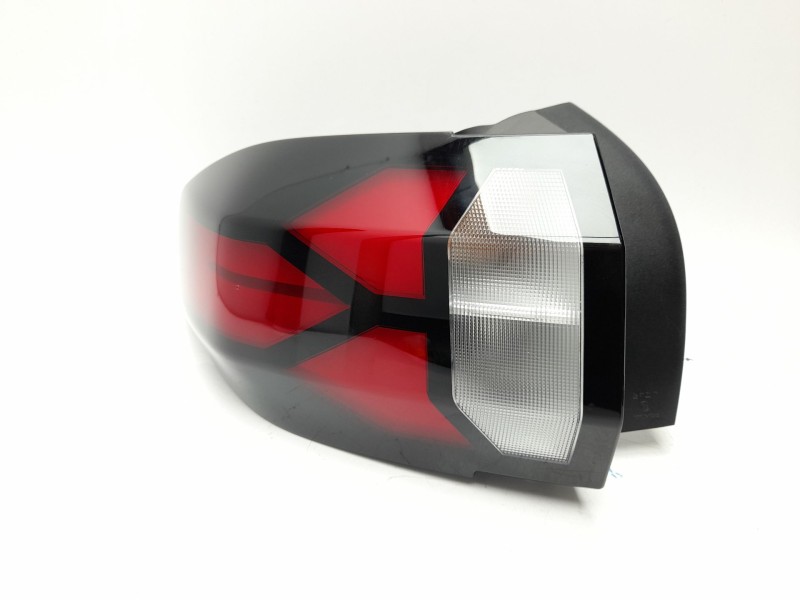 Recambio de piloto trasero izquierdo para dacia spring referencia OEM IAM 265551050R  