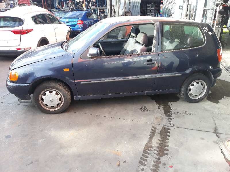 volkswagen polo berlina (6n1) del año 1995