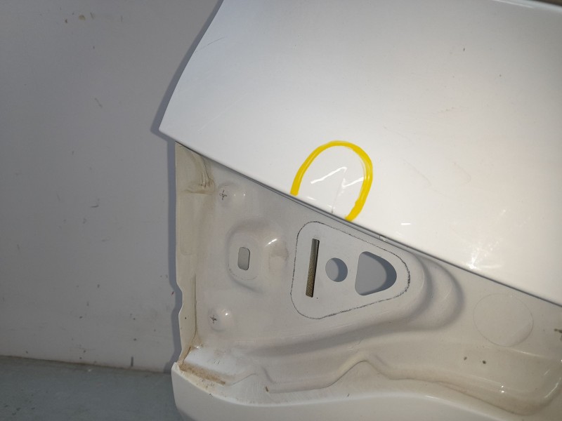 Recambio de porton trasero para renault clio v (b7_) 1.0 lpg (b7mt) referencia OEM IAM 901006566R  