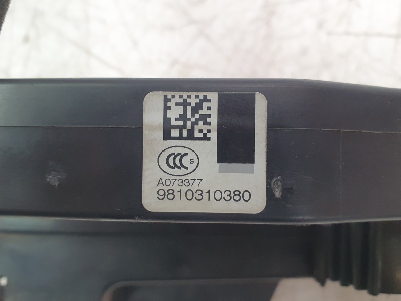 Recambio de cerradura puerta delantera izquierda para citroën c4 picasso ii 1.6 bluehdi 120 referencia OEM IAM 9810310380  