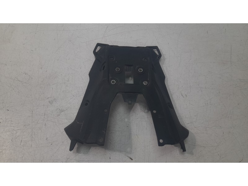 Recambio de moldura para yamaha mt mt-07 tracer (rm14) referencia OEM IAM BC6F163A00  
