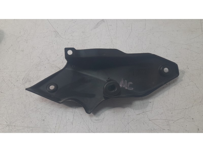 Recambio de moldura para yamaha mt mt-07 tracer (rm14) referencia OEM IAM BC6F1711  