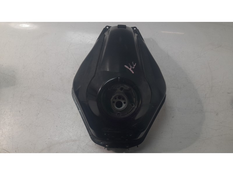 Recambio de deposito combustible para yamaha mt mt-07 tracer (rm14) referencia OEM IAM BC6241100100  