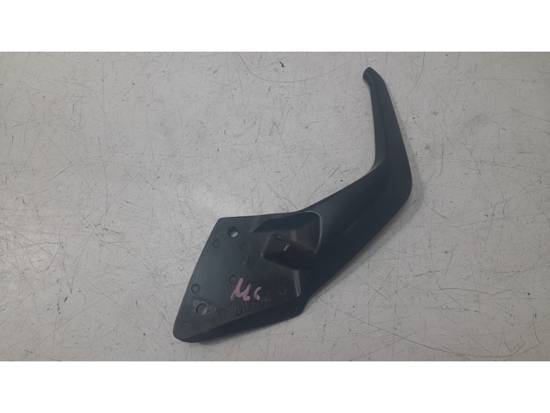 Recambio de agarradera trasera para yamaha mt mt-07 tracer (rm14) referencia OEM IAM BC6F474A  