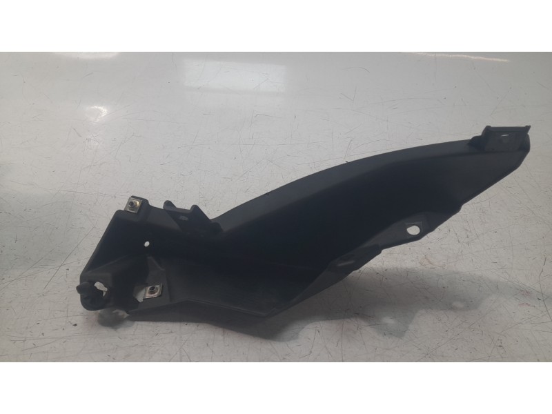 Recambio de moldura para yamaha mt mt-07 tracer (rm14) referencia OEM IAM BC6F174100  