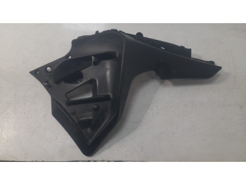 Recambio de moldura para yamaha mt mt-07 tracer (rm14) referencia OEM IAM B4TF412900  