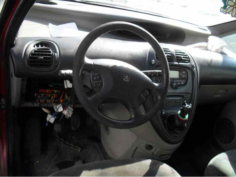 citroen xsara picasso del año 2000