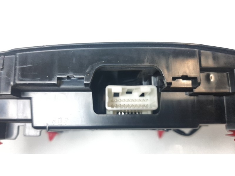 Recambio de luz interior para lexus nx 2.5 16v cat (híbrido) referencia OEM IAM 1D111208G  
