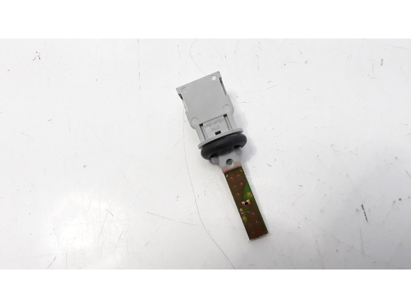 Recambio de sensor para seat leon (5f1) 1.6 tdi referencia OEM IAM 1K0907543E  