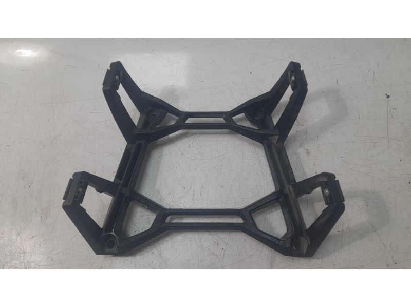 Recambio de portaequipajes para bmw f 900 xr referencia OEM IAM 944654004  
