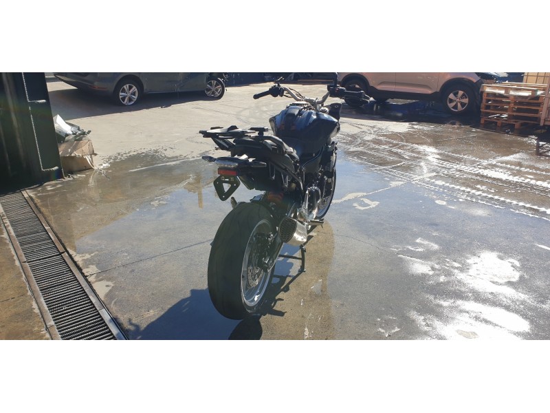 Recambio de portaequipajes para bmw f 900 xr referencia OEM IAM 944654004  