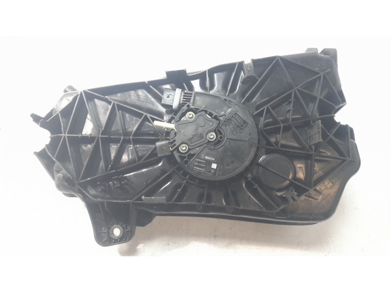 Recambio de deposito adblue para volkswagen golf viii (cd1, da1) 2.0 tdi referencia OEM IAM 5Q0131877AB  