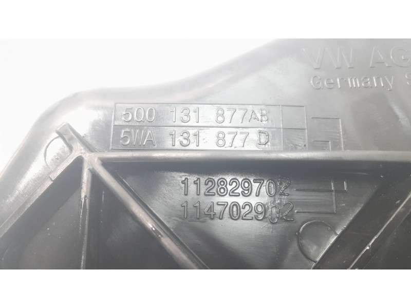 Recambio de deposito adblue para volkswagen golf viii (cd1, da1) 2.0 tdi referencia OEM IAM 5Q0131877AB  