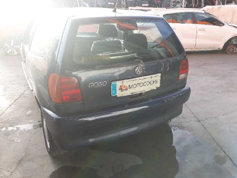 volkswagen polo berlina (6n1) del año 1995