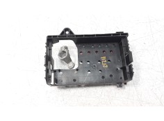 Recambio de caja reles / fusibles para opel astra j lim. 1.7 16v cdti referencia OEM IAM 13368498   2