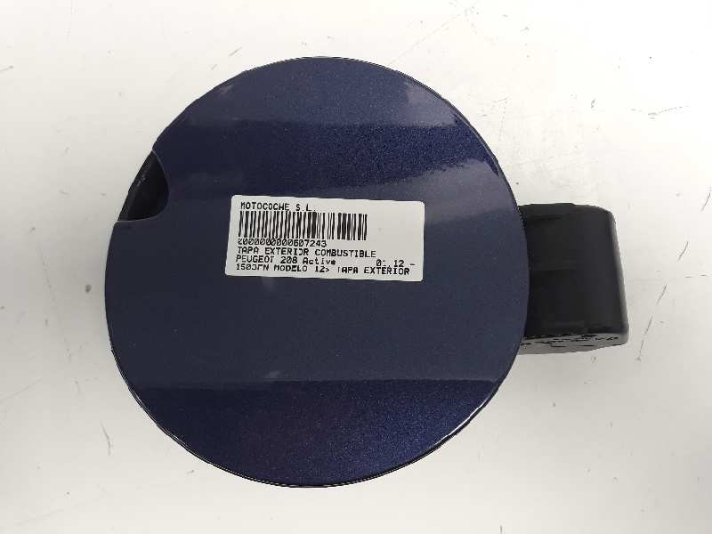 Recambio de tapa exterior combustible para peugeot 208 active referencia OEM IAM 9673905980  