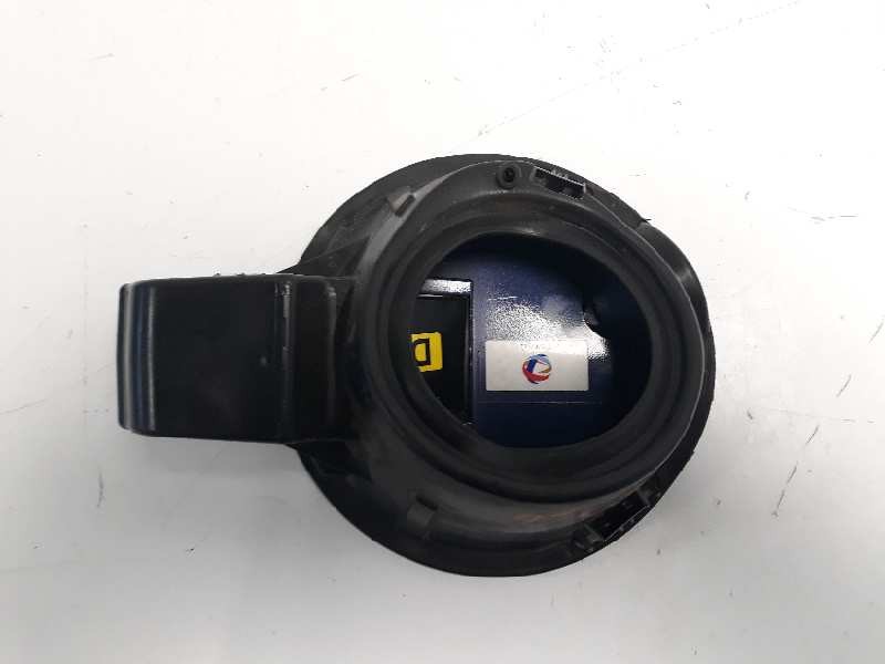 Recambio de tapa exterior combustible para peugeot 208 active referencia OEM IAM 9673905980  