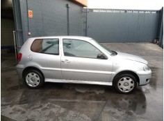 VOLKSWAGEN POLO BERLINA (6N2)