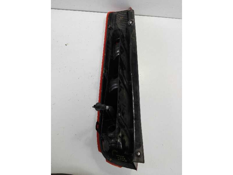 Recambio de piloto trasero derecho para ford fiesta (cbk) sport referencia OEM IAM 1324561 FD3404163 16310632