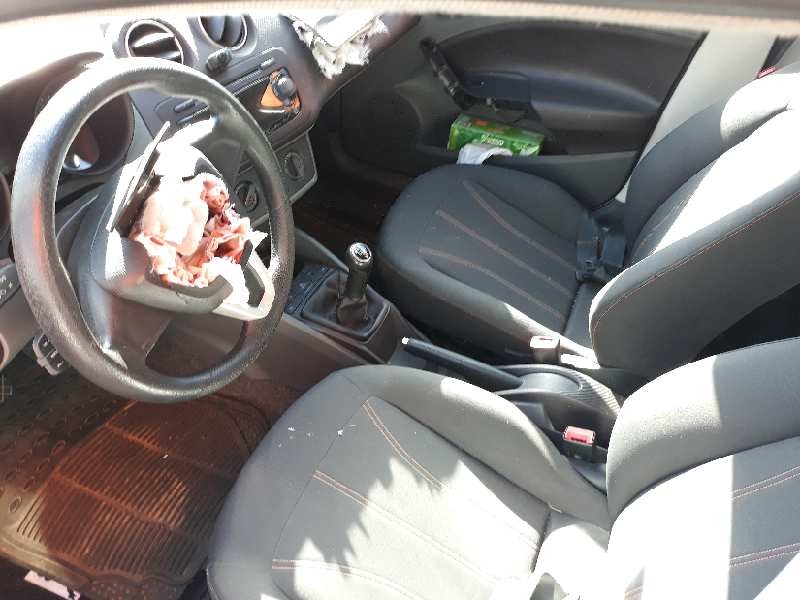 seat ibiza (6j5) del año 2011