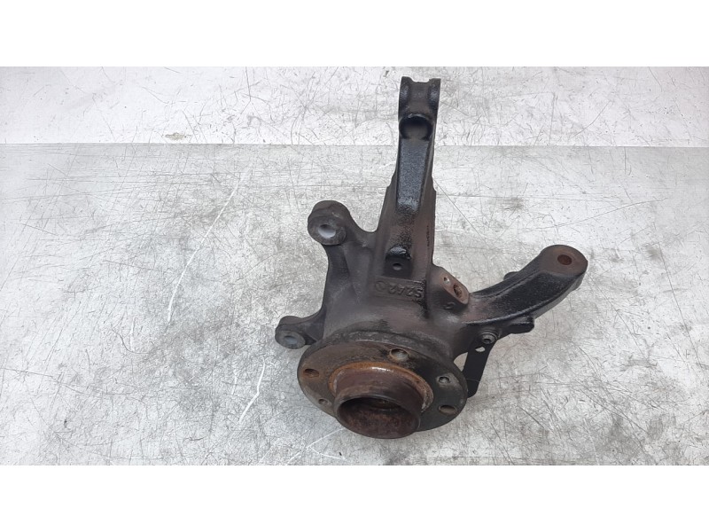 Recambio de mangueta delantera izquierda para renault captur limited referencia OEM IAM 400159304R  