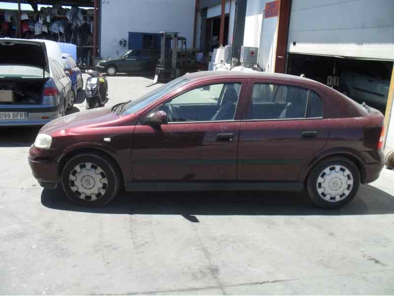 opel astra g berlina del año 2003